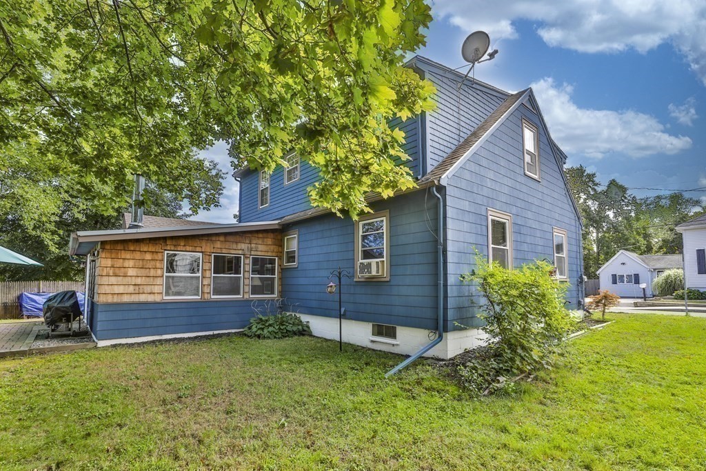 4 Spring Street Salisbury, MA 01952 - Photo 32 of 34