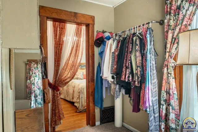 $190,000 | 111 East 10th Street, Alma, KS 66401