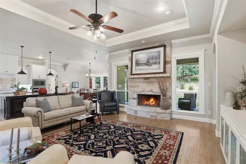 $510,000 | 627 Sugartree Drive, Lipan, TX 76462
