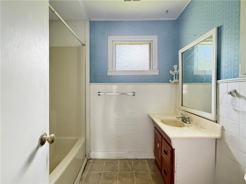 3114 Lakeland Road Decatur, IL 62521 - Photo 15 of 22