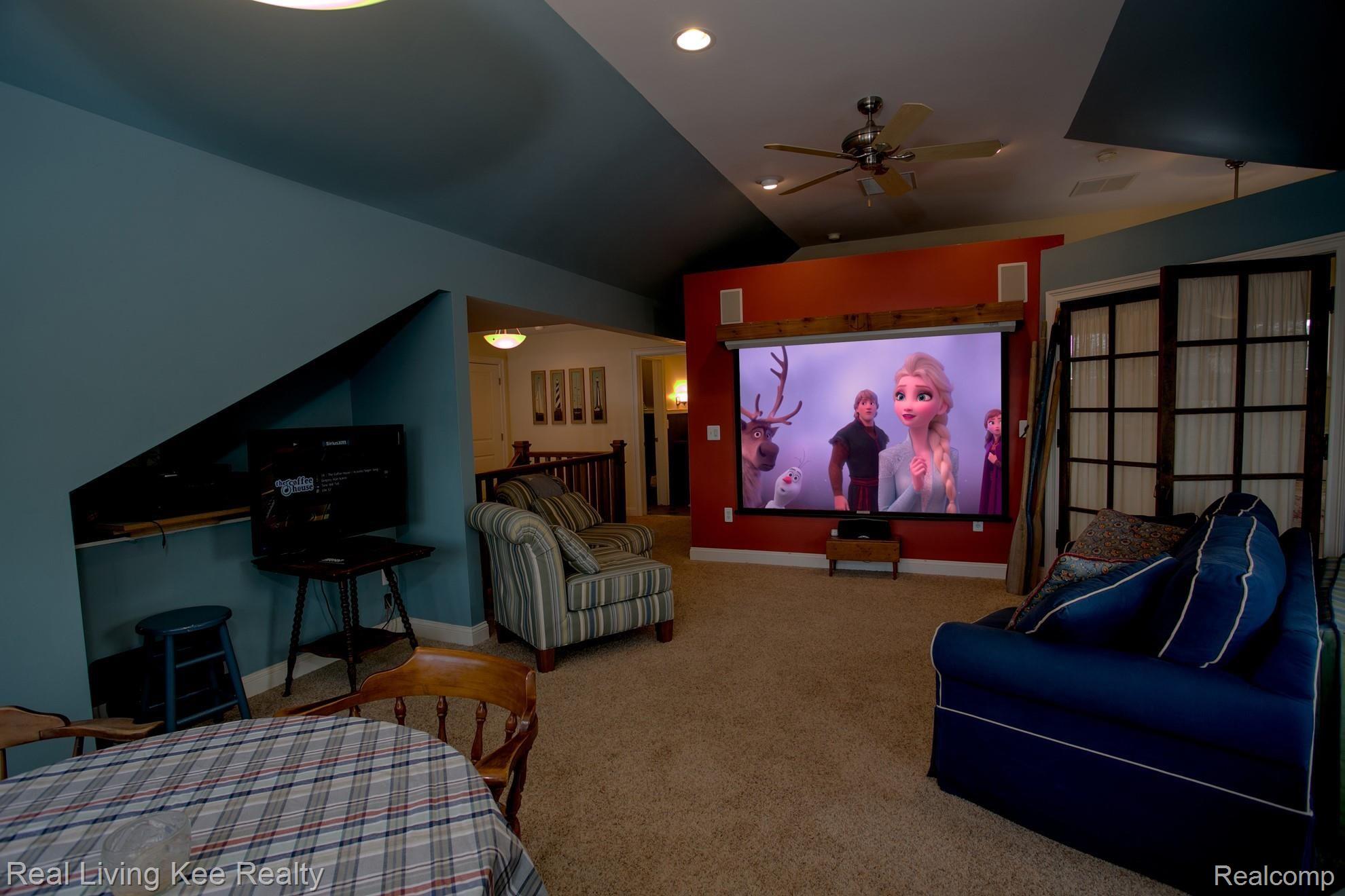 6654 Lakeshore Road North Palms, MI 48465 - Photo 33 of 74 EaglesNest033 (1).jpg