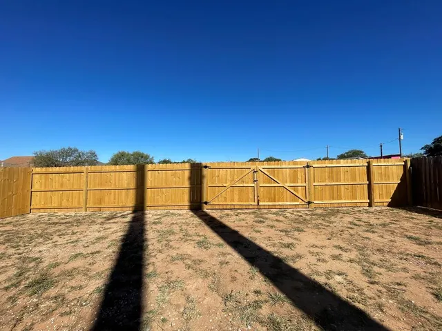 $399,900 | 126 Feather Way, Fredericksburg, TX 78624