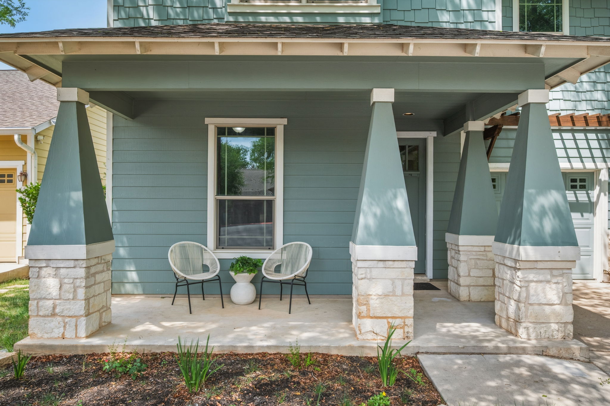 6004 Whipple Way Austin, TX 78745 - Photo 3 of 40 Charming covered front porch