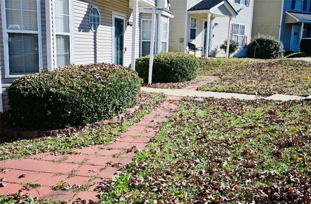 145 Turning Point Stockbridge, GA 30281 - Photo 5 of 21 a view of a garden with pathway