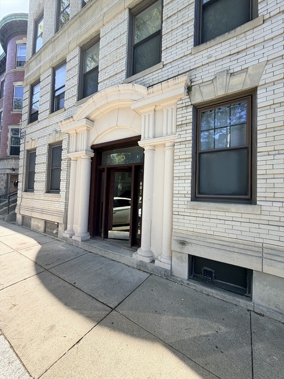 5 Braemore Road, Unit A Boston, MA 02135 - Photo 2 of 2