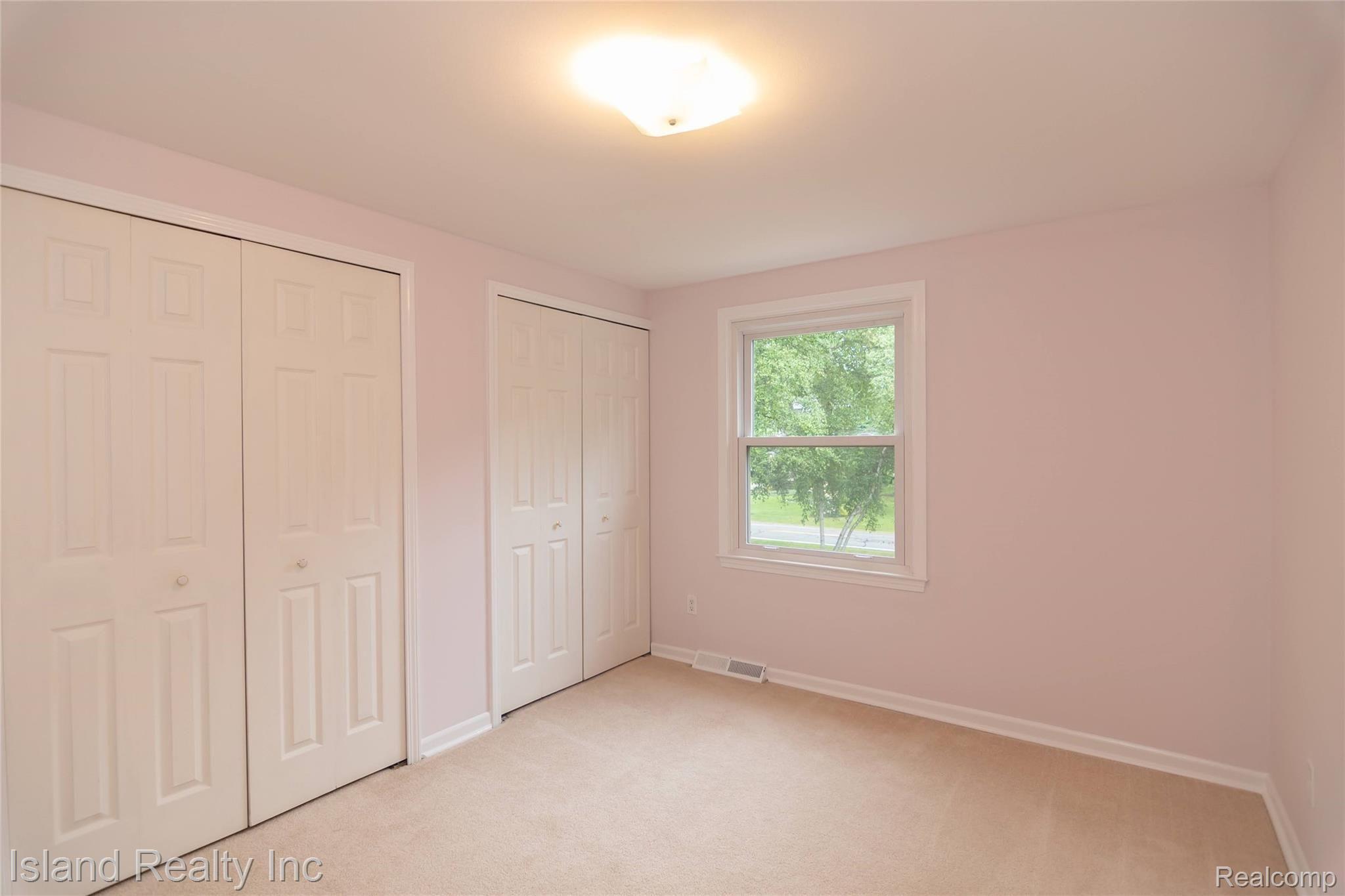 7645 Ferry Road Grosse Ile, MI 48138 - Photo 31 of 39 DSC_5928.jpg