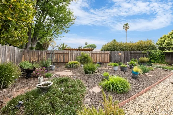 $449,000 | 17 Tioga Way, Chico, CA 95928