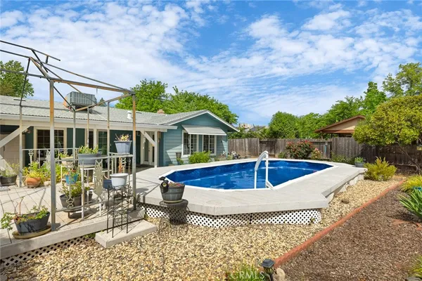 $449,000 | 17 Tioga Way, Chico, CA 95928