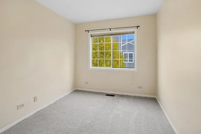 $3,000 | 1252 South Parkside Drive, Palatine, IL 60067