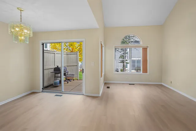 $3,000 | 1252 South Parkside Drive, Palatine, IL 60067