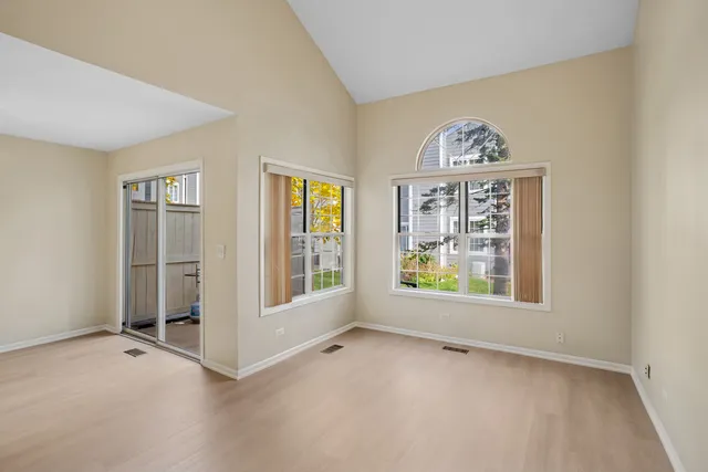 $3,000 | 1252 South Parkside Drive, Palatine, IL 60067