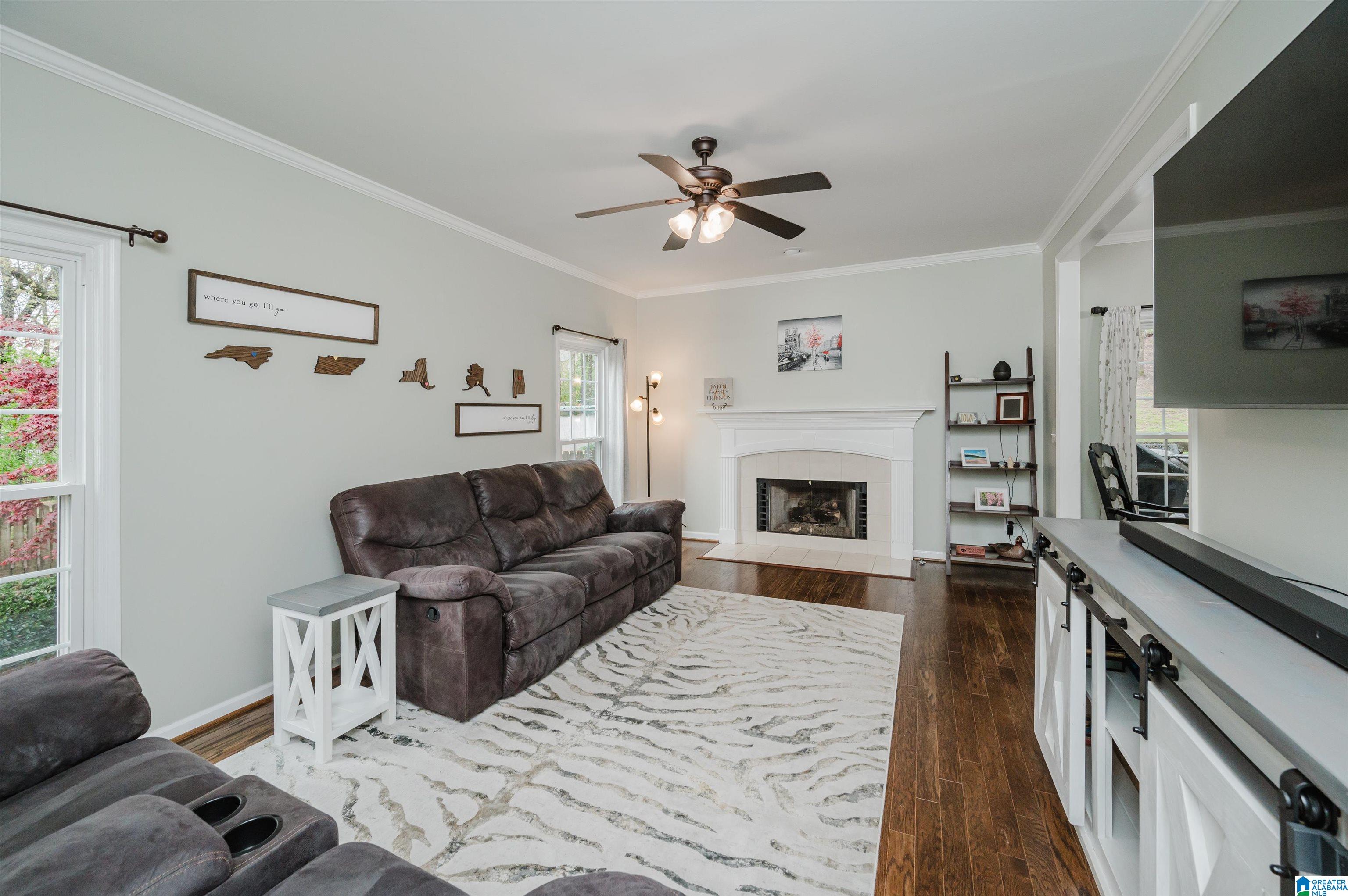 609 Crest View Circle Birmingham, AL 35244 - Photo 10 of 45