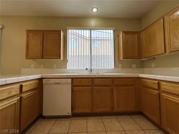 $1,995 | 921 Siena Hills Lane, Las Vegas, NV 89144