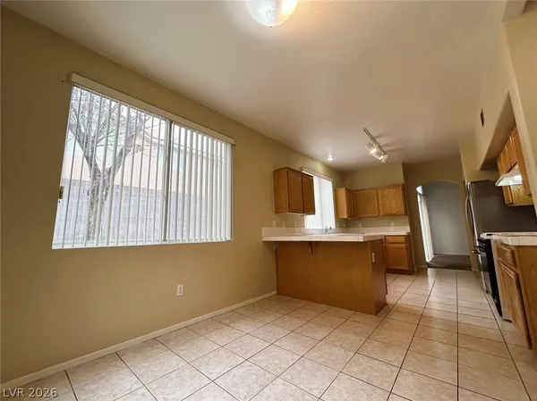 $1,995 | 921 Siena Hills Lane, Las Vegas, NV 89144