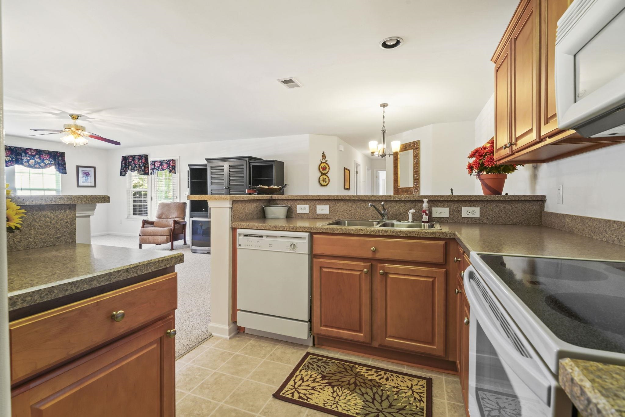 4657 Fringetree Drive, Unit 6A Murrells Inlet, SC 29576 - Photo 12 of 31