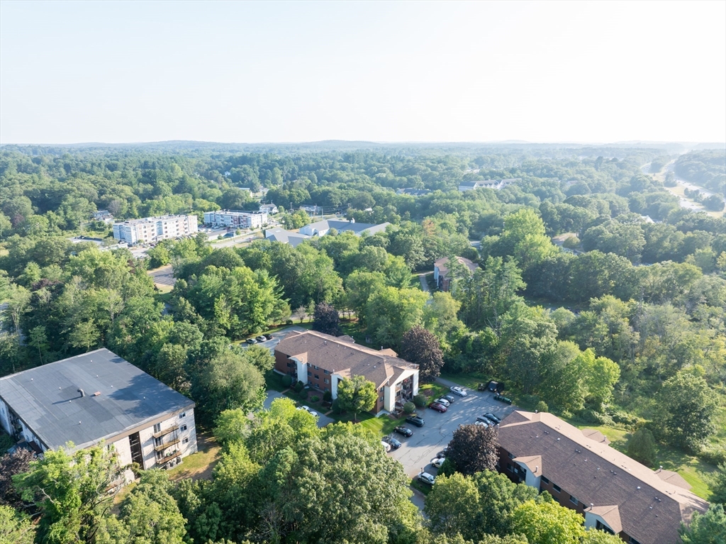 189 Littleton Road, Unit 10 Chelmsford, MA 01824 - Photo 12 of 15 an aerial view of multiple house