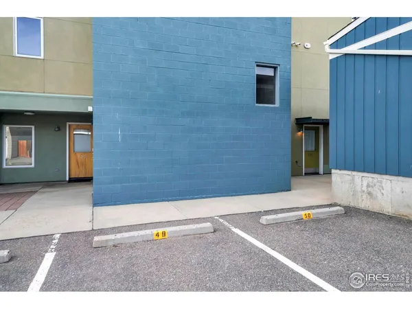 a view of a storage & utility room