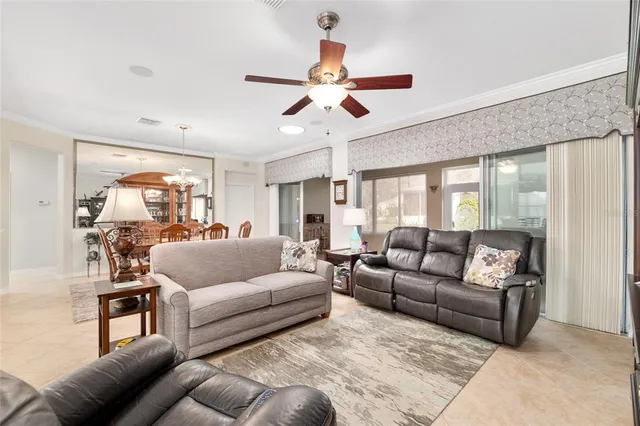 $355,500 | 8955 Southeast 118th Lane, Summerfield, FL 34491