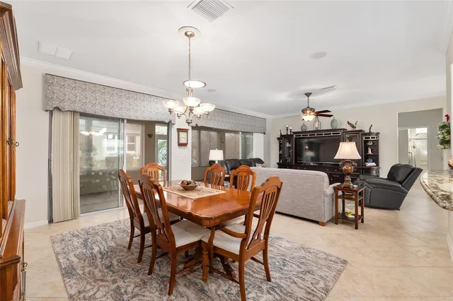 $355,500 | 8955 Southeast 118th Lane, Summerfield, FL 34491