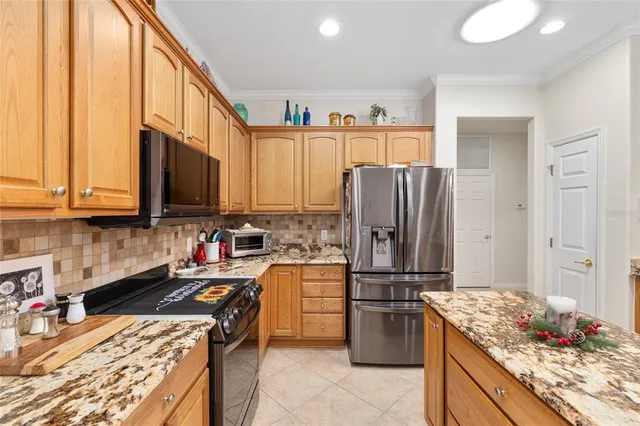 $355,500 | 8955 Southeast 118th Lane, Summerfield, FL 34491