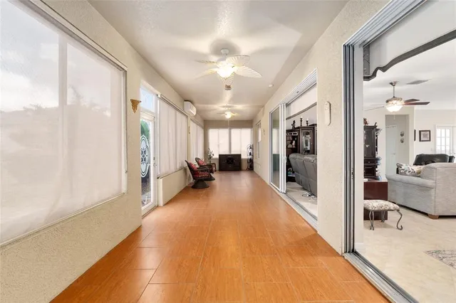 $355,500 | 8955 Southeast 118th Lane, Summerfield, FL 34491