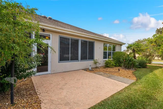 $355,500 | 8955 Southeast 118th Lane, Summerfield, FL 34491