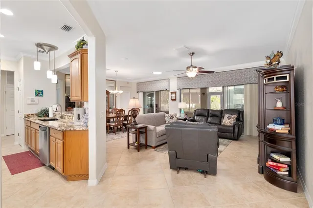 $355,500 | 8955 Southeast 118th Lane, Summerfield, FL 34491