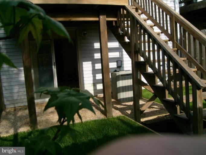 8539 Ritchboro Road District Heights, MD 20747 - Photo 7 of 8 Deck