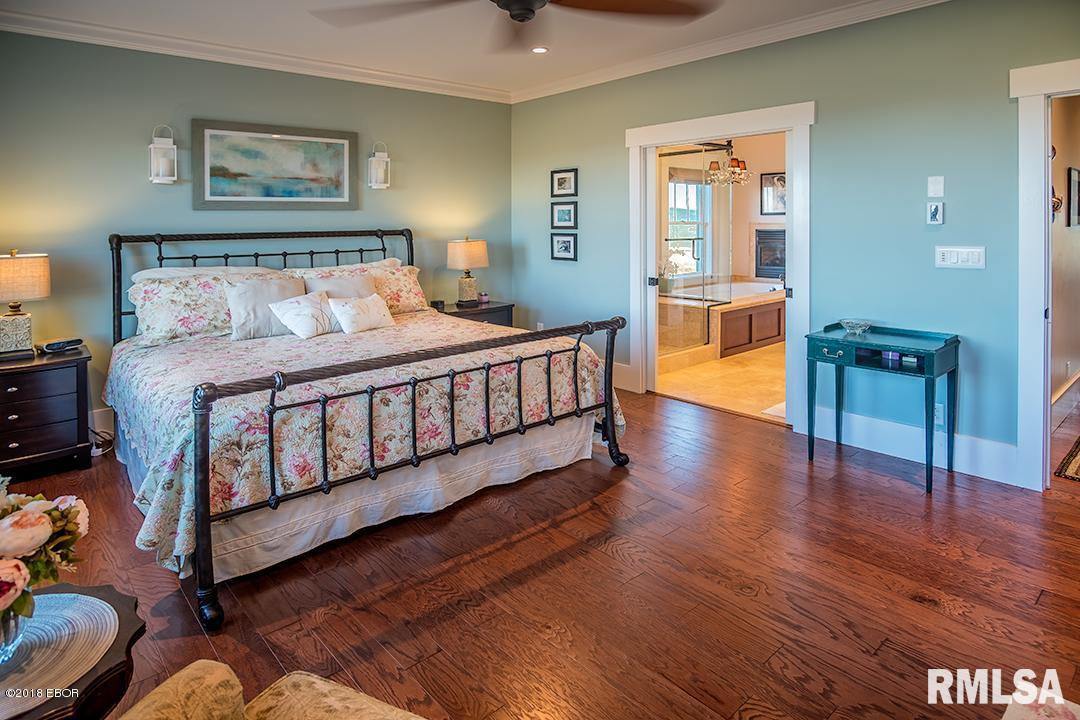 1210 Winkleman Road Harrisburg, IL 62946 - Photo 13 of 42 Gallery Image 13