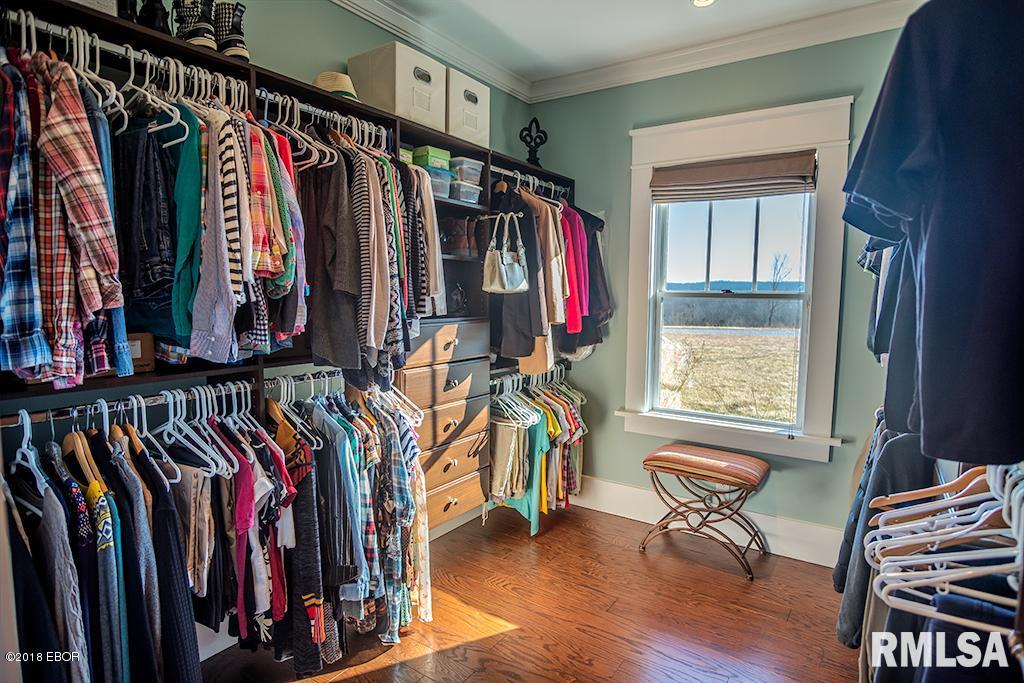 1210 Winkleman Road Harrisburg, IL 62946 - Photo 16 of 42 Gallery Image 16