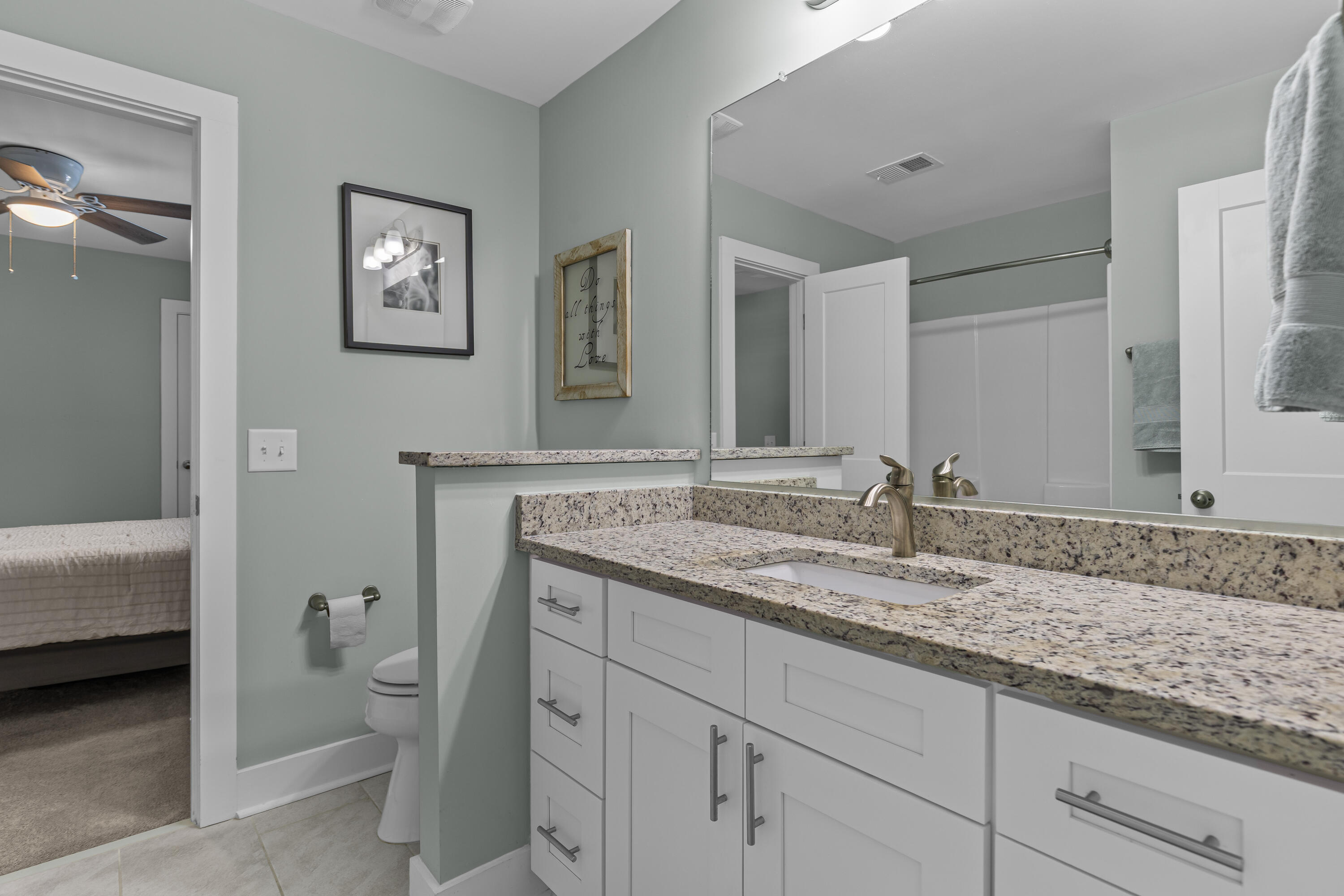 1129 Camp Road Charleston, SC 29412 - Photo 21 of 40 Full Bathroom 1