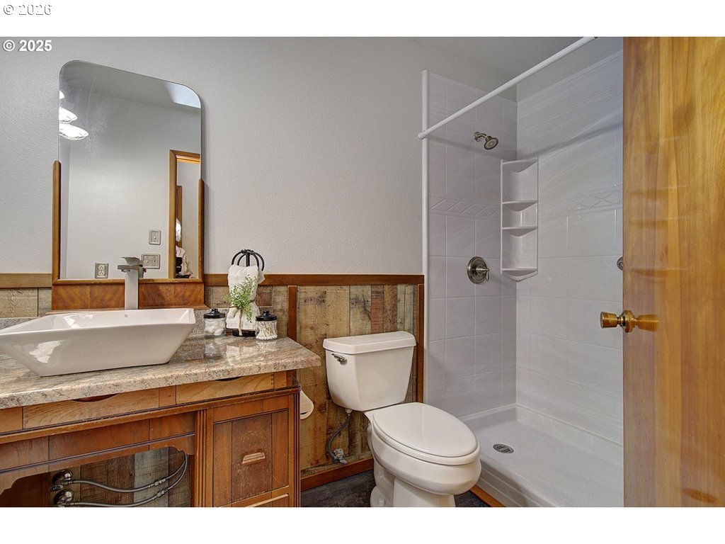 32320 Northeast Ammeter Road Washougal, WA 98671 - Photo 6 of 26 Bathroom