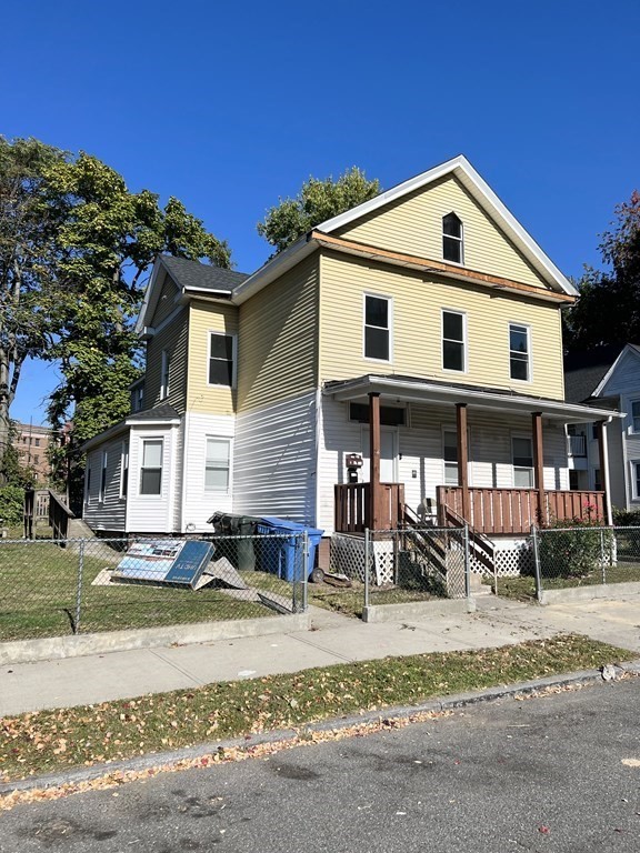 74 Everett Street Springfield, MA 01104 - Photo 2 of 13