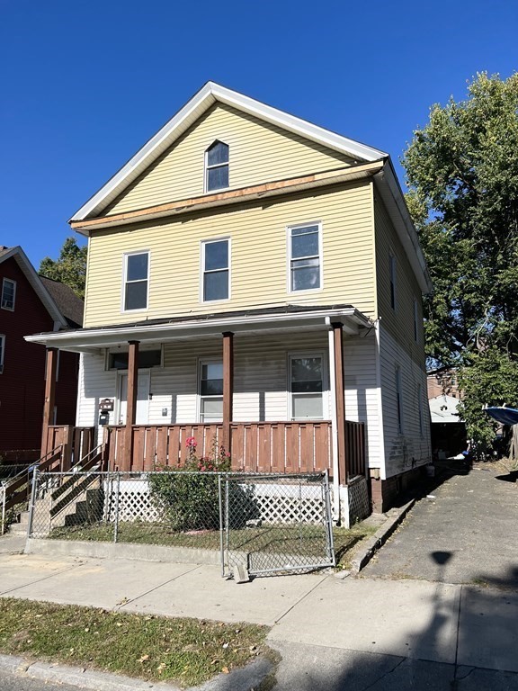 74 Everett Street Springfield, MA 01104 - Photo 3 of 13