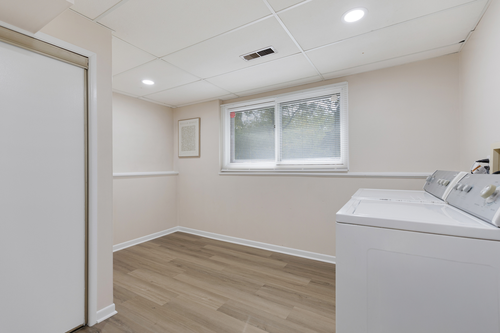 1827 West Sherry Lane Addison, IL 60101 - Photo 23 of 31