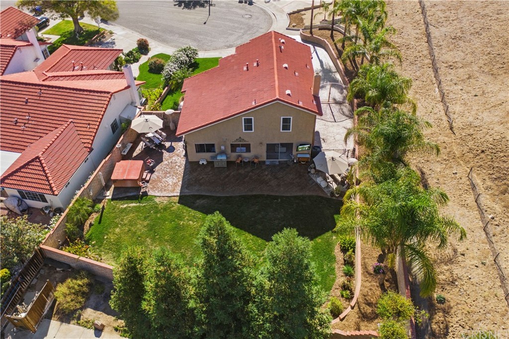 28043 Nantucket Street Castaic, CA 91384 - Photo 51 of 61 an aerial view of a house with a yard