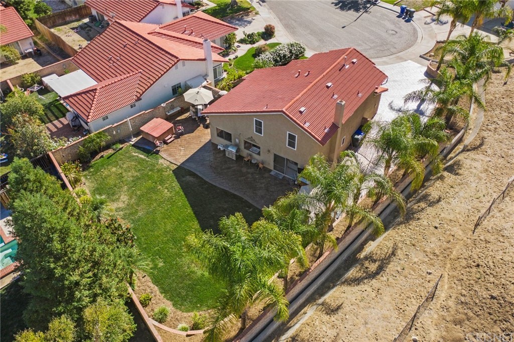 28043 Nantucket Street Castaic, CA 91384 - Photo 52 of 61 an aerial view of a house with a yard