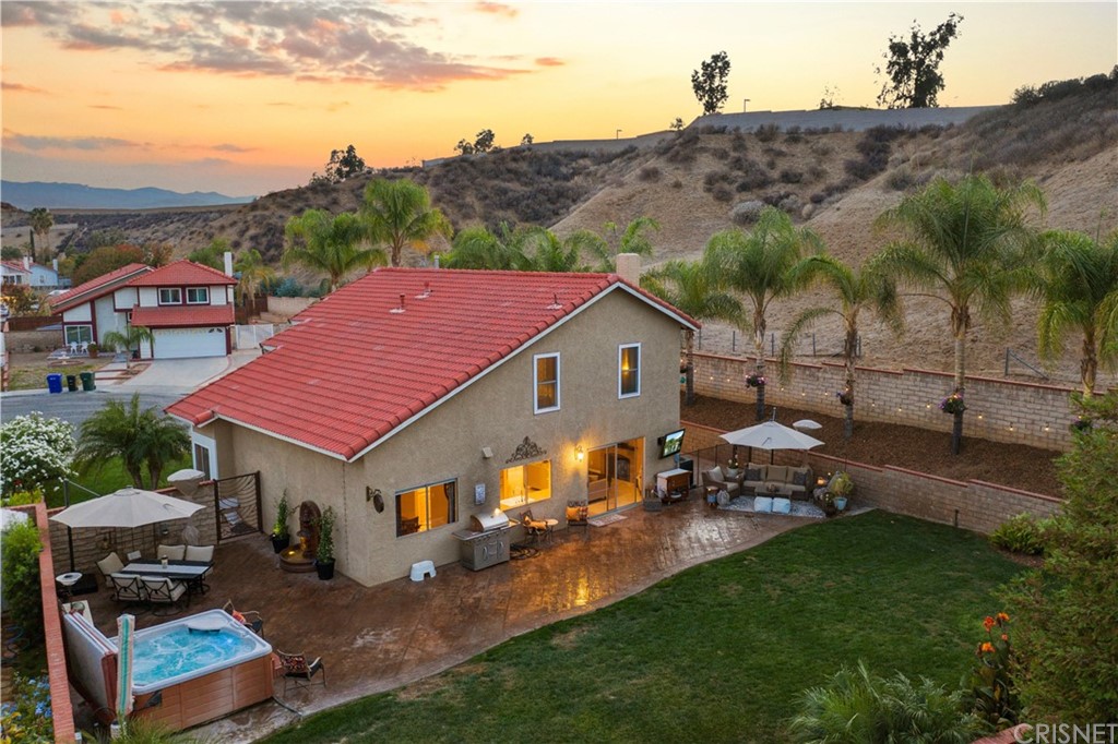 28043 Nantucket Street Castaic, CA 91384 - Photo 59 of 61 a aerial view of a house with table and chairs