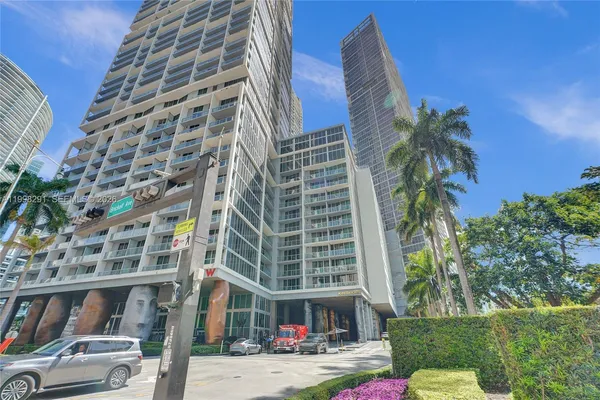 $3,500 | 475 Brickell Avenue, Unit 5010, Miami, FL 33131