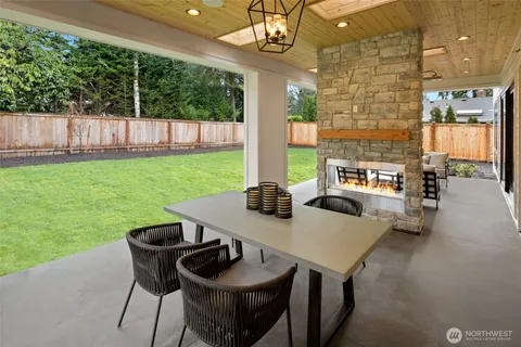 $5,299,000 | 4216 83rd Avenue Southeast, Mercer Island, WA 98040