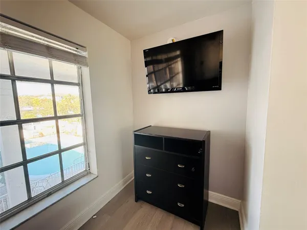 $1,525 | 3226 Northeast 12th Street, Unit 10, Pompano Beach, FL 33062