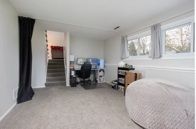 $315,000 | 612 Silbury Court, McHenry, IL 60050