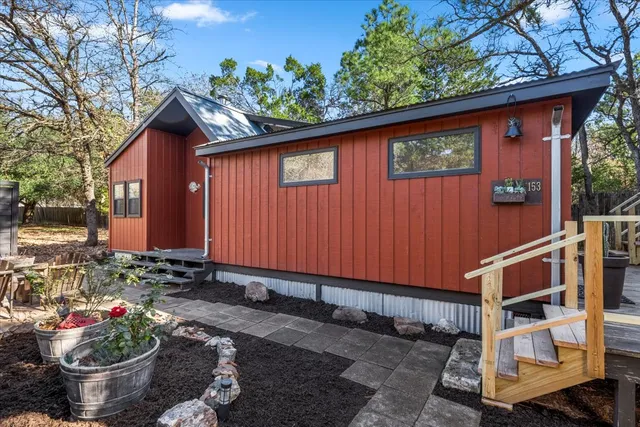 a front view of house with yard