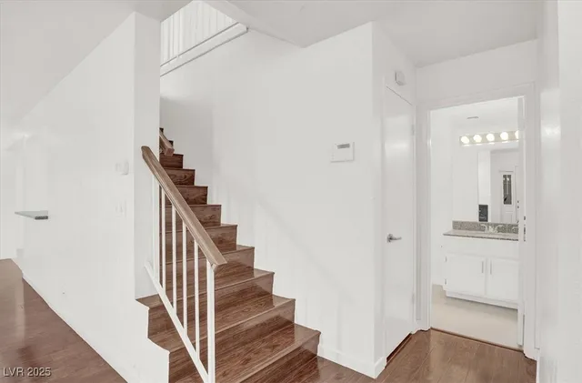 $1,995 | 3980 Delos Drive, Las Vegas, NV 89103