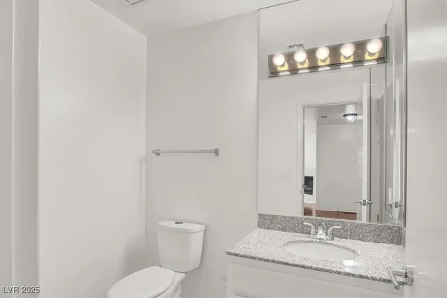 $1,995 | 3980 Delos Drive, Las Vegas, NV 89103