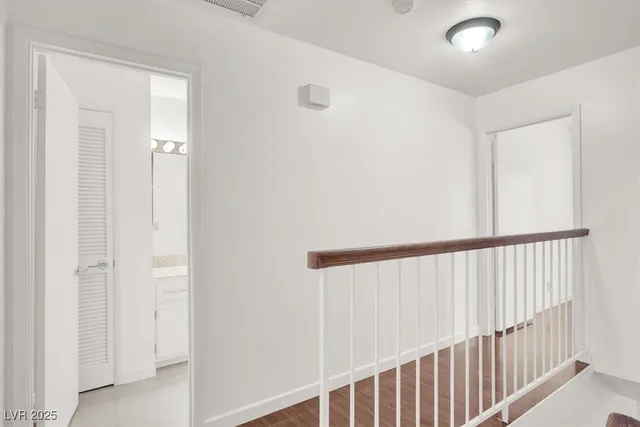 $1,995 | 3980 Delos Drive, Las Vegas, NV 89103