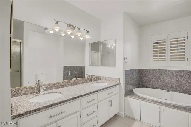 $1,995 | 3980 Delos Drive, Las Vegas, NV 89103