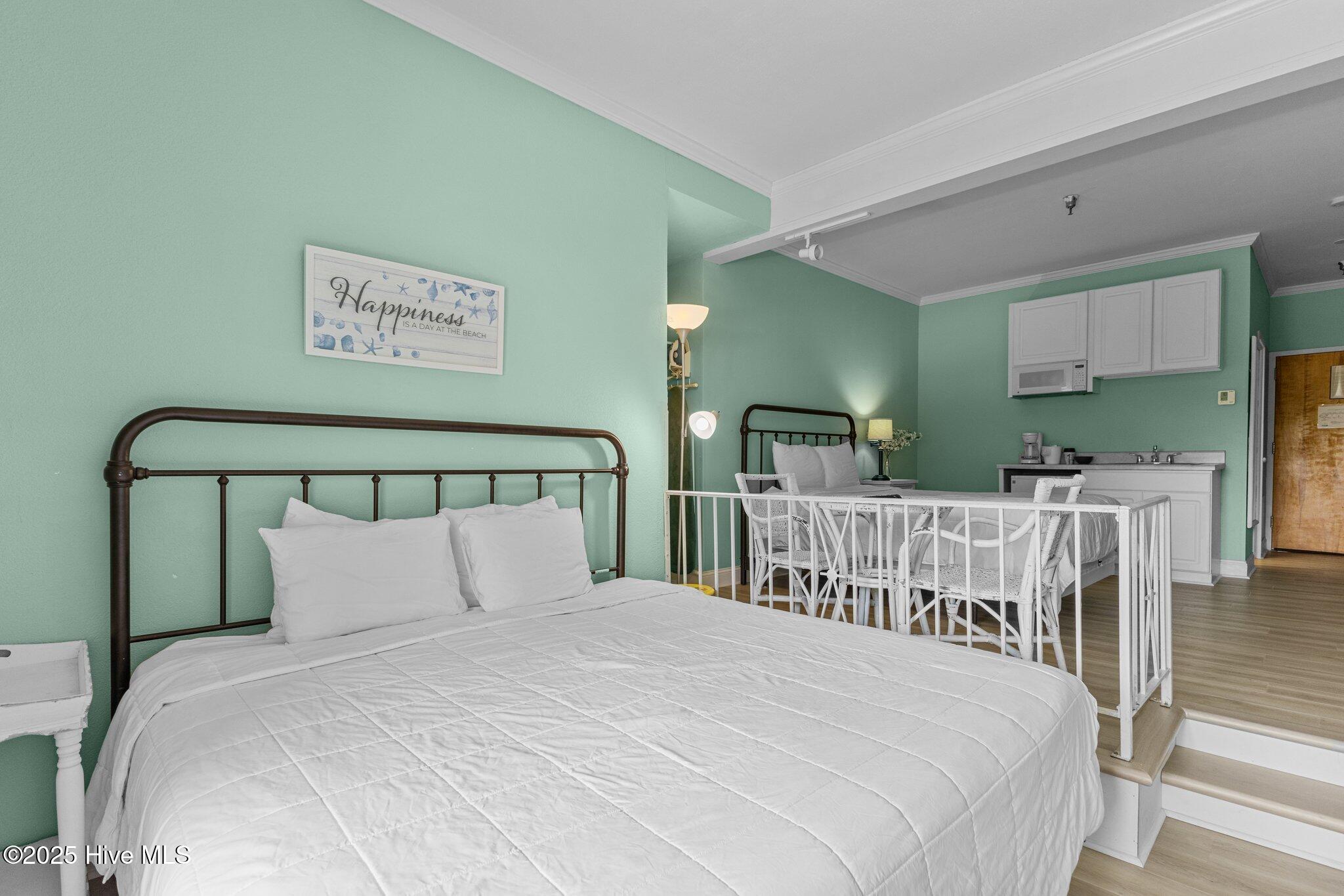 602 West Fort Macon Road, Unit 231 Atlantic Beach, NC 28512 - Photo 6 of 27 231 Palm Suites
