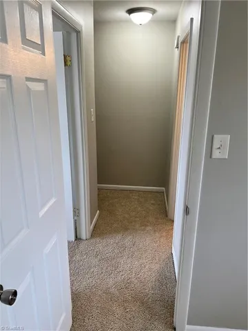 $1,100 | 3104 Summit Avenue, Greensboro, NC 27405