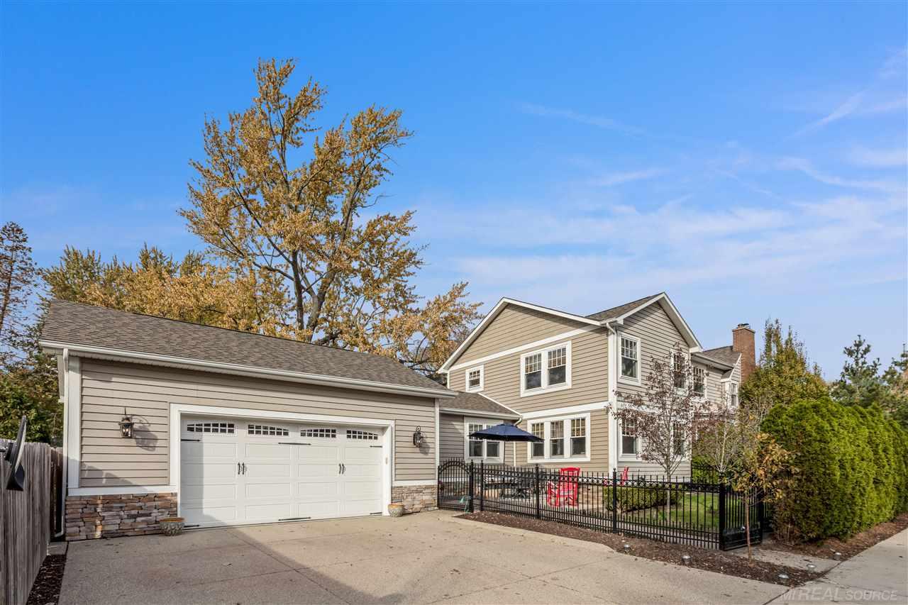 705 Washington Road Grosse Pointe, MI 48230 - Photo 26 of 26 50061886-25.JPG